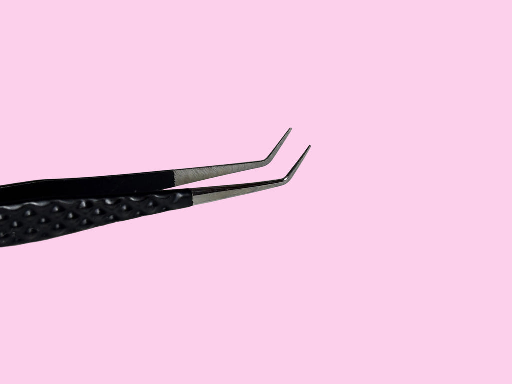 The duchess (isolation tweezer)